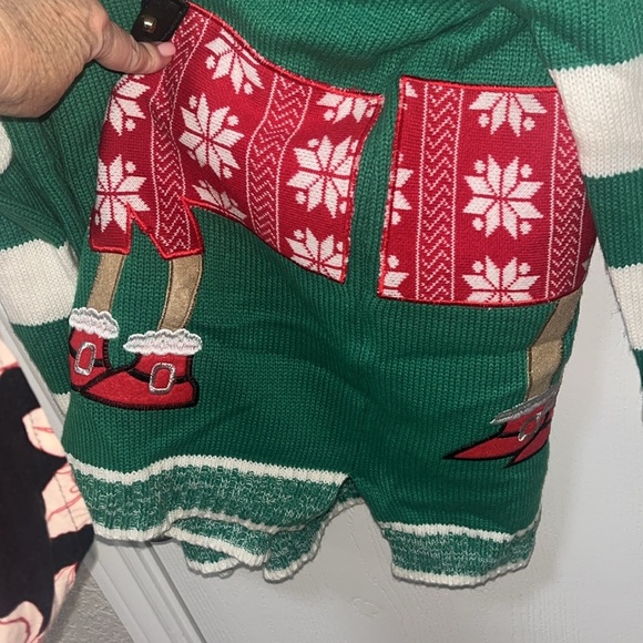 Holiday Time Christmas theme sweater size XL 16-18. Reindeer with 🔔 & 👓 = fun - Picture 10 of 10